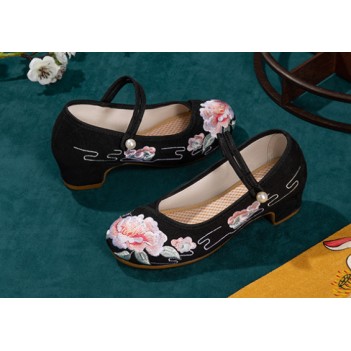 Chinese Style Women Embroidered shoes Black