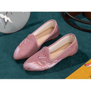 Chinese Style Women Embroidered shoes Pink