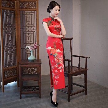 Embroidery brocade cheongsam Chinese wedding dress