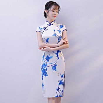 Cap sleeve mandarin collar pottery blue printed cheongsam 