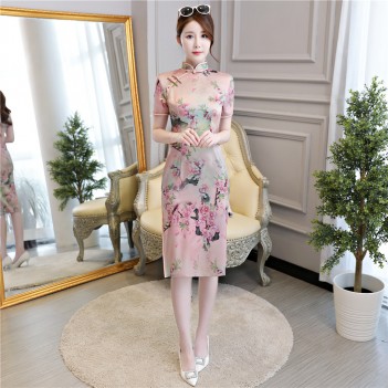 Knee length pink floral cheongsam Chinese dress