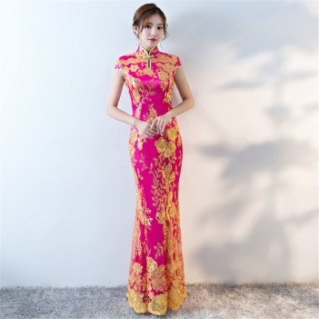 Rose red key hole neck cheongsam Chinese dress with lace floral embroidery